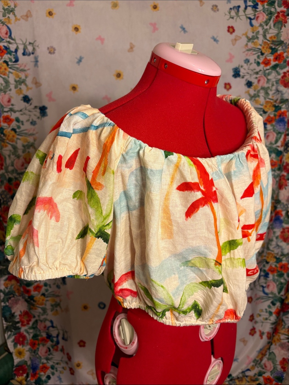 FARM Rio - Cream Off-Shoulder Watercolor Floral Crop Top 
Resort, Beach, Casual